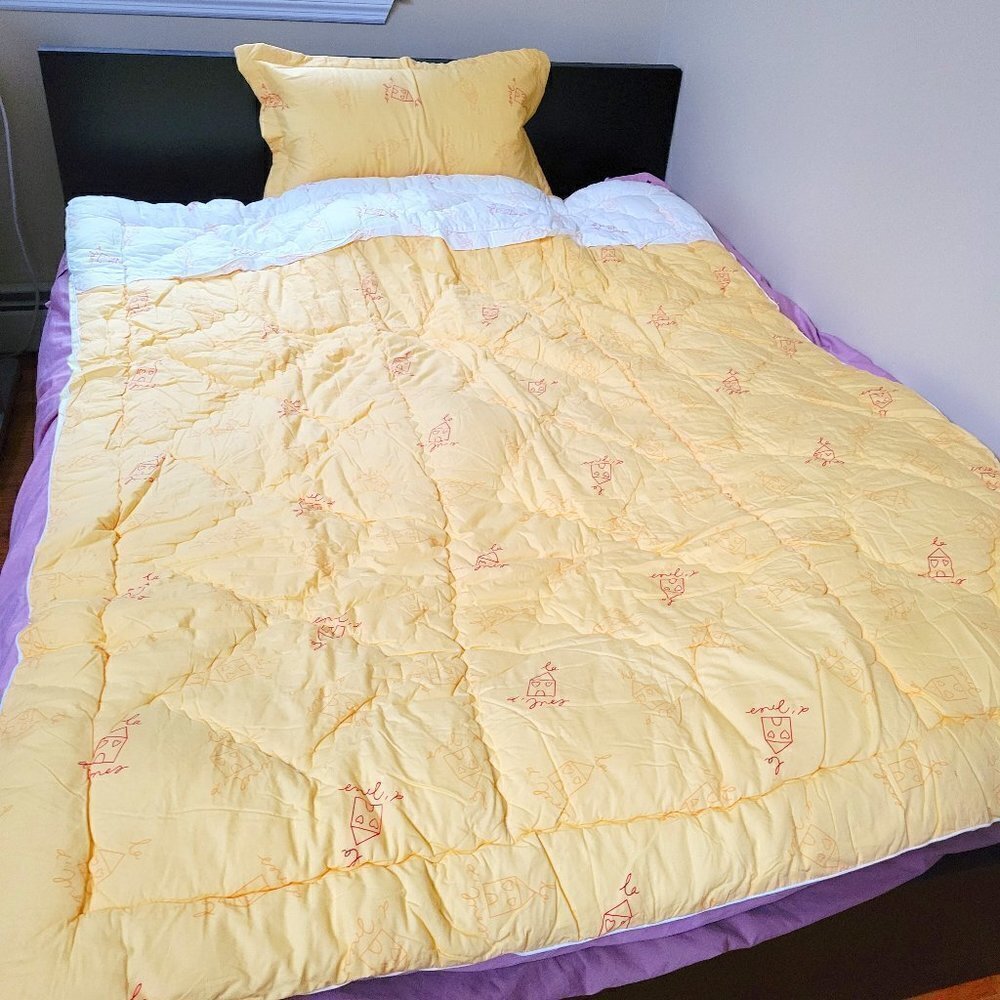 Full Size Pillow Case & Quilted Comforter Blanket House Color Block Yellow Ivory